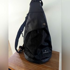 Victorinox Sling Bag